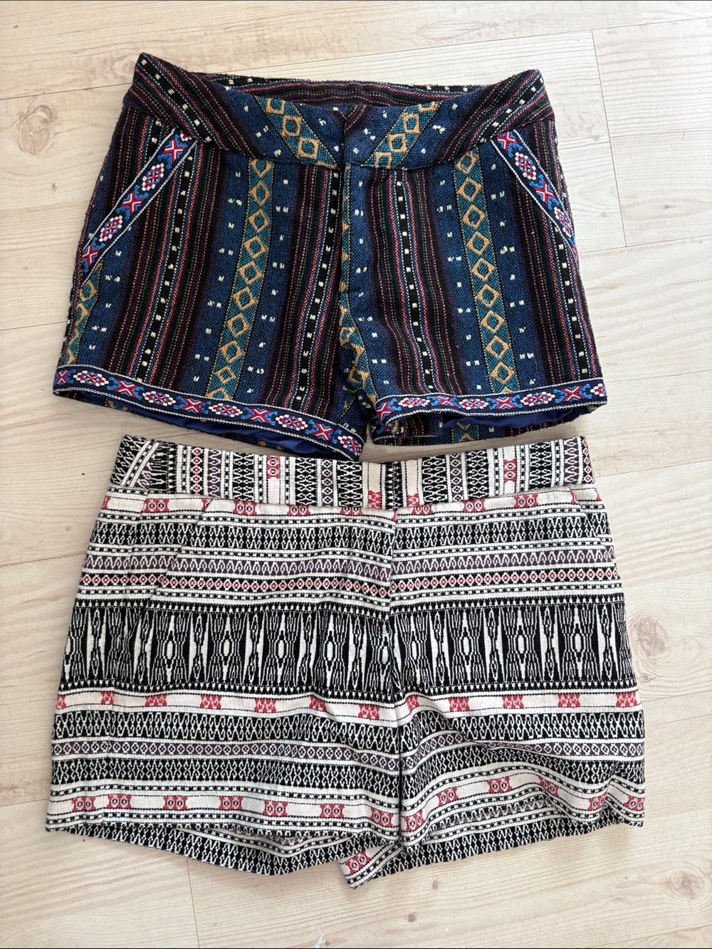 Boho Patterned Women's Shorts - Navy & Black/White -size small
